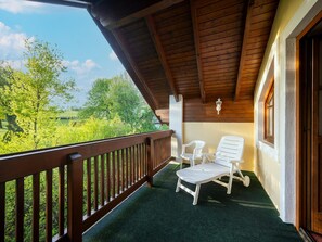 Apartment | Balcony - Ferienwohnung im Sammareier Gutshof (Bad Birnbach)