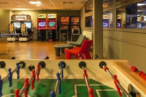 Game room - Hotel La Plagne Le Terra Nova - Winter (La Plagne-Tarentaise)