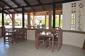 Outdoor dining - Khanom Maroc Resort and Spa (Khanom)