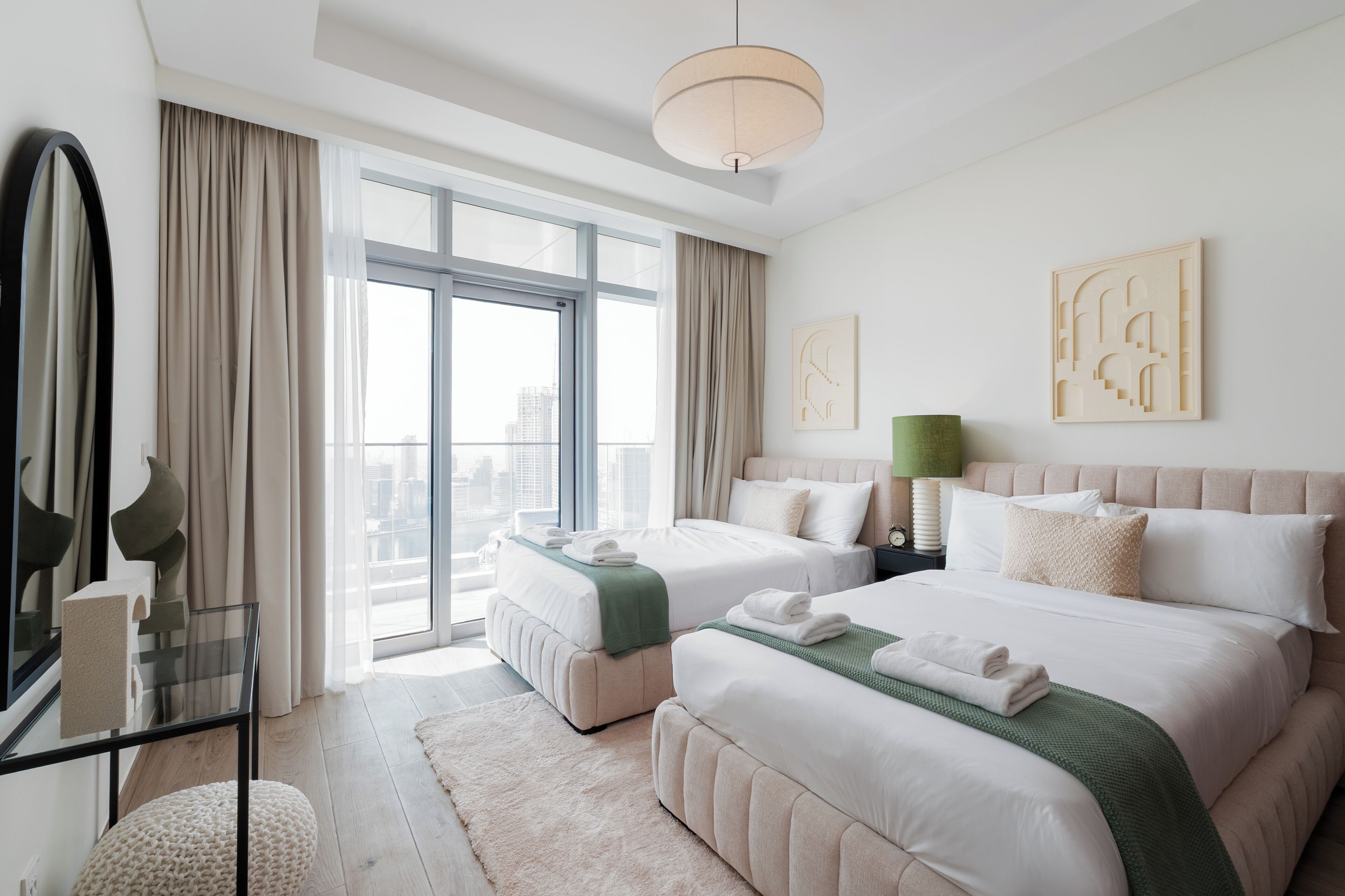 Classic Apartment, 2 Bedrooms, Balcony, City View