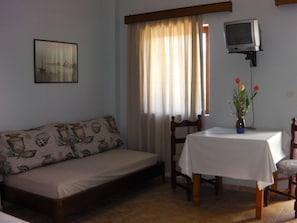 Interior - Iris Apartments and Rooms (Kantanos-Selino)