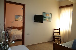 Room - Iris Apartments and Rooms (Kantanos-Selino)