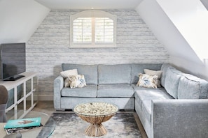 Living area - Barnett Hill Hotel (Guildford)
