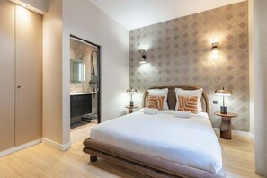 3 bedrooms, iron/ironing board, WiFi, bed sheets - Prestige Haussmannien & AC - Madeleine Paris 8 (Paris)