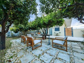 Terrace/patio - Ammos Cozy Family Retreat (Gonies)