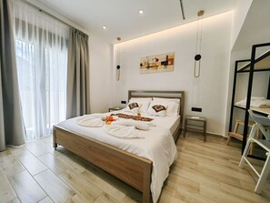 1 bedroom, iron/ironing board, travel cot, WiFi - Ammos Cozy Family Retreat (Gonies)