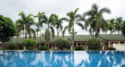 THE Fern Courtyard Resort