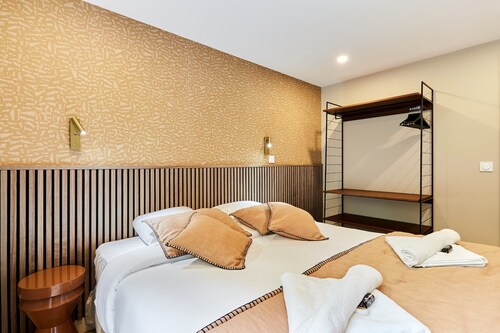 Superb Apartment Center of Paris