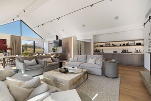 TV, fireplace, stereo, offices - The Paddock by MajorDomo | Stunning Rural Property with Spa Pool (Queenstown)