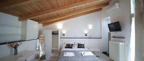 1 chambre, Wi-Fi, draps fournis