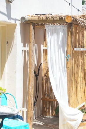 Property grounds - PORT CITY HAIFA-Urbn Oasis w Private Pool Downtown (Haifa)