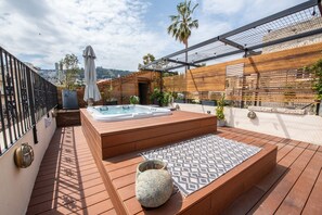 Terrace/patio - PORT CITY HAIFA -  Urban Penthouse Loft W/Jacuzzi (Haifa)