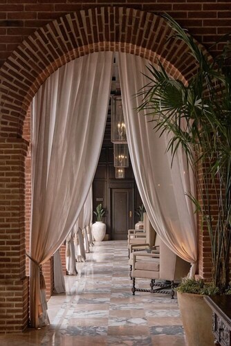 The Todos Santos Inn