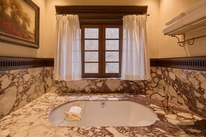 Bathroom - The Todos Santos Inn (Todos Santos)