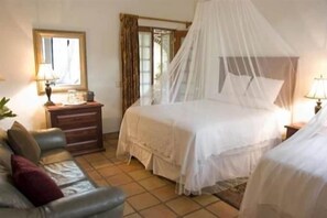Room - The Todos Santos Inn (Todos Santos)