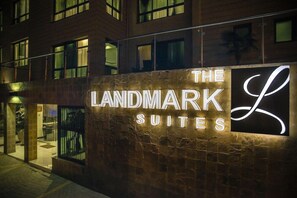 Exterior detail - The Landmark Suites (Nairobi)