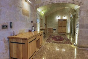 Interior - The Dorm Cave By Travellers (Nevşehir)