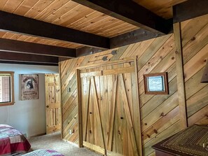 3 quartos, ferros/tábuas de passar roupa, Wi-Fi de cortesia