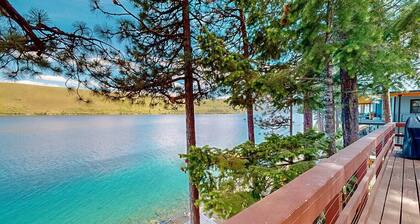 36 Waters Edge: Lakeside Retreat with Private Dock