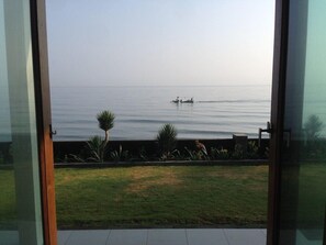 Interior - Air Sanih Beach Villa (Kubutambahan)