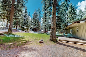 Property grounds - Perfect Getaway for Up to 8 Guests | Glacier Lake (Joseph)