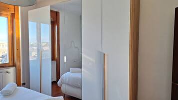 3 camere, ferro/asse da stiro, Wi-Fi gratuito, lenzuola