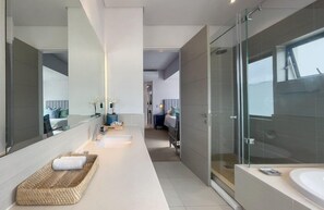 Bathroom - Le Paradis Penthouse Apartment (Hermanus)