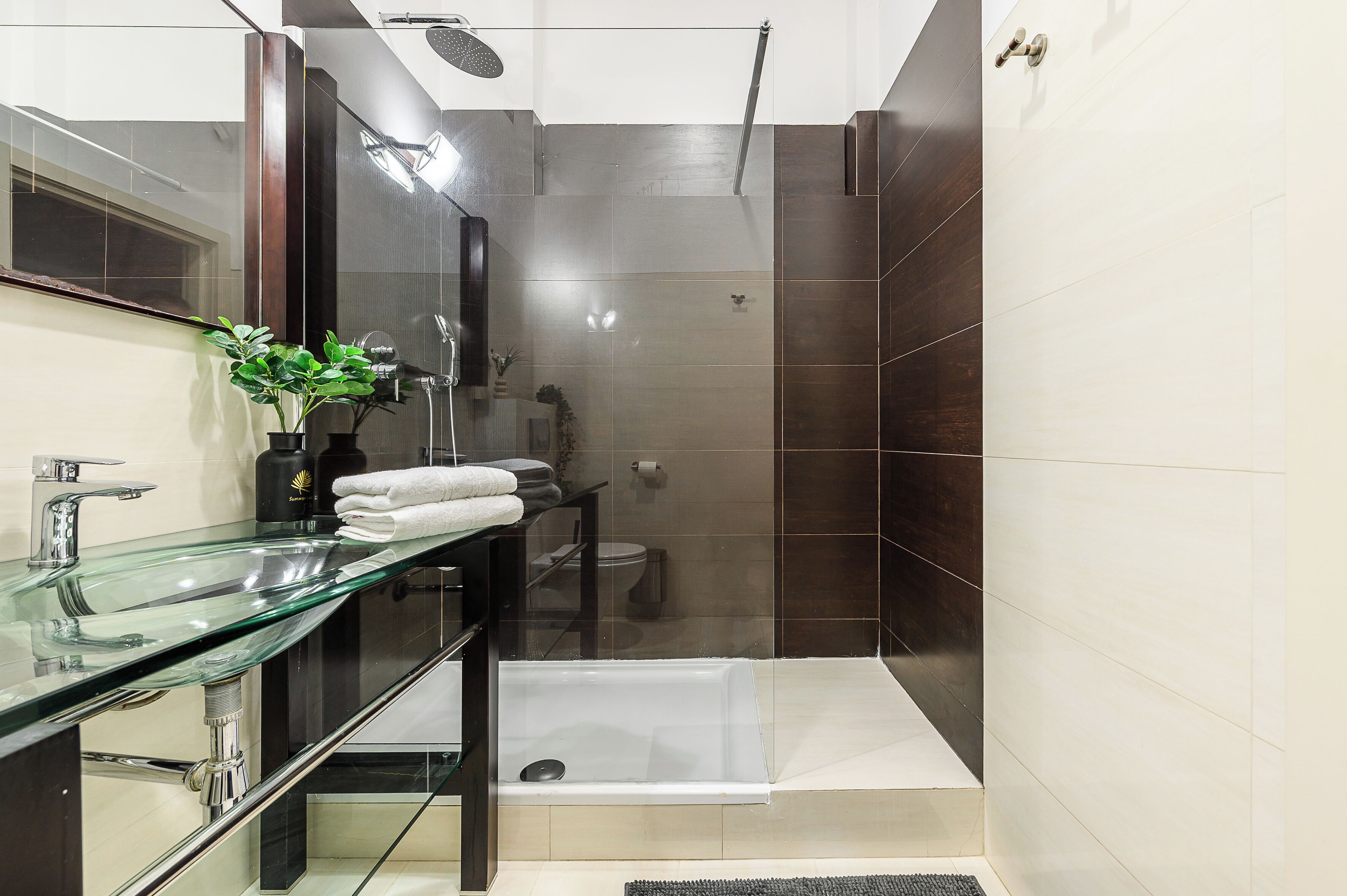Classic Apartment, Courtyard View | Bathroom
