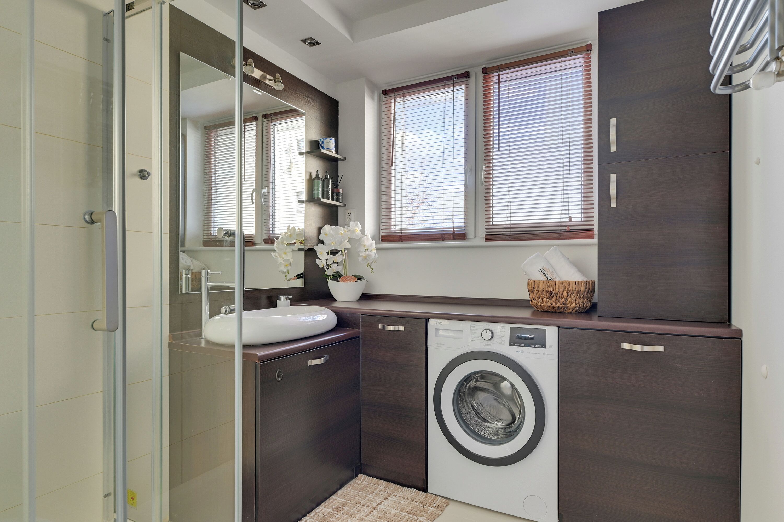 Appartement Confort, 1 chambre | Salle de bain | Douche, articles de toilette gratuits, sèche-cheveux