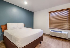 Room - Woodspring Suites Houston Baytown (Baytown)