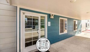 Exterior detail - Value Place Houston, TX (Baytown)