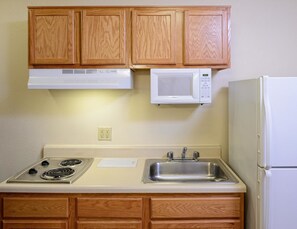 Private kitchen - Woodspring Suites El Paso I-10 Southeast (El Paso)