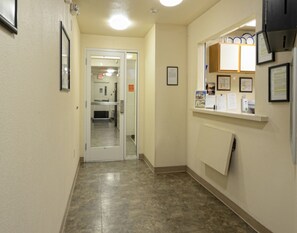 Interior - Woodspring Suites El Paso I-10 Southeast (El Paso)