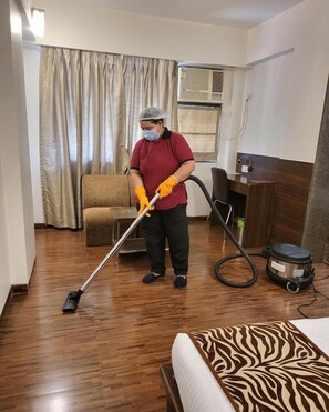 Interior - Hotel Maharana Inn (Mumbai)