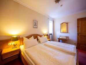 Apartment | 1 bedroom, individually furnished - Ferienwohnung im Sammareier Gutshof Bad Birnbach (Bad Birnbach)