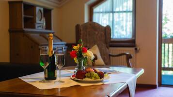 Apartment | Living room