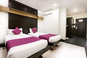 Room - Prajwal by Mango Hotels (Bengaluru)