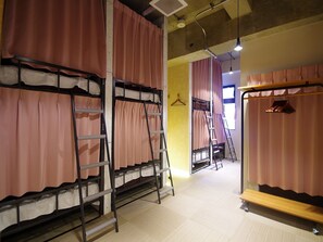 Room - Tora Hotel Asakusa - Hostel (Tokyo)
