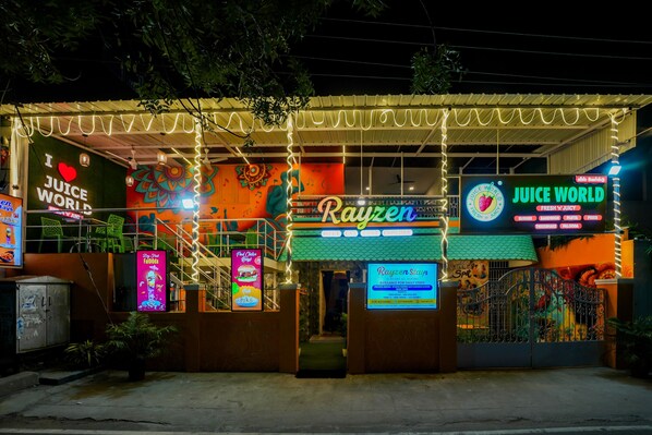 Exterior - Rayzen Stays (Chennai)