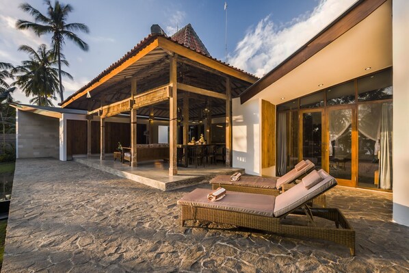 Terrace/patio - The Melaya Villas Bali (Melaya)