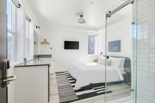 Premium Room, 1 Queen Bed