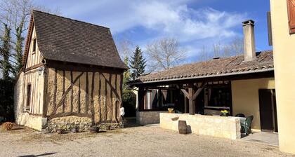 Villa de 210 m2 entre nature et bastide Ă Rives