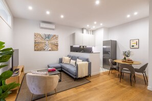 Interior - Bright 2-Bed Apartment in Las Letras, Madrid (Madrid)