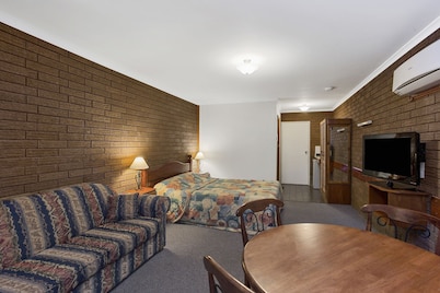 Port Fairy Motor Inn