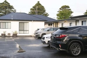 Property grounds - Port Fairy Motor Inn (Port Fairy)