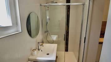 Apartamento | Baño | Toallas y champú