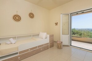 4 Schlafzimmer, Zimmersafe, Bügeleisen/Bügelbrett, Reisekinderbett