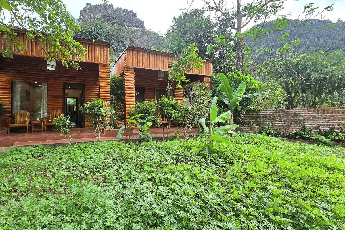 Family Quadruple Room, Balcony, Mountain View | Desk, free WiFi