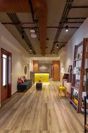 Lobby - Istay Hotels Andheri Midc (Mumbai)