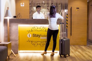 Lobby - Istay Hotels Andheri Midc (Mumbai)